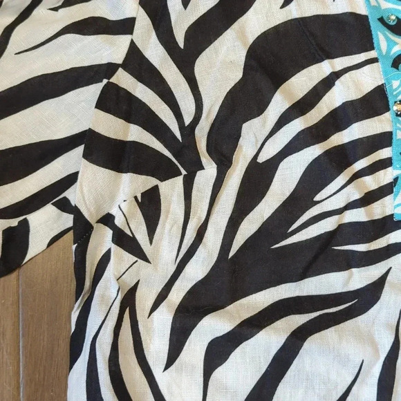 Linen Fashion Top - Picture 3 of 10